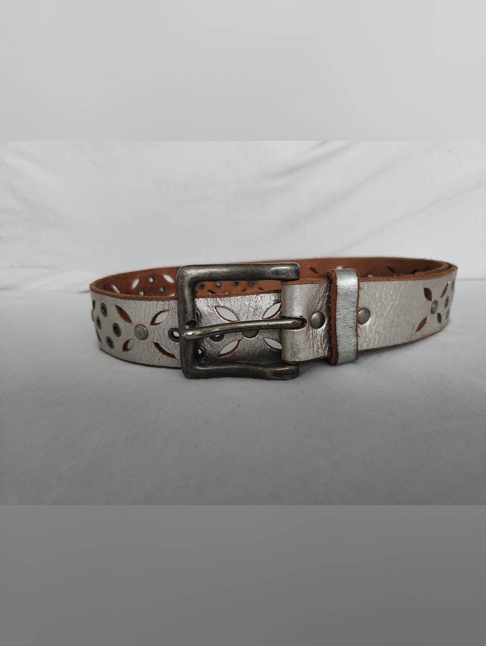🩶 Fossil Silver Metallic Cutout Leather Belt with Metal Grommets and Studs